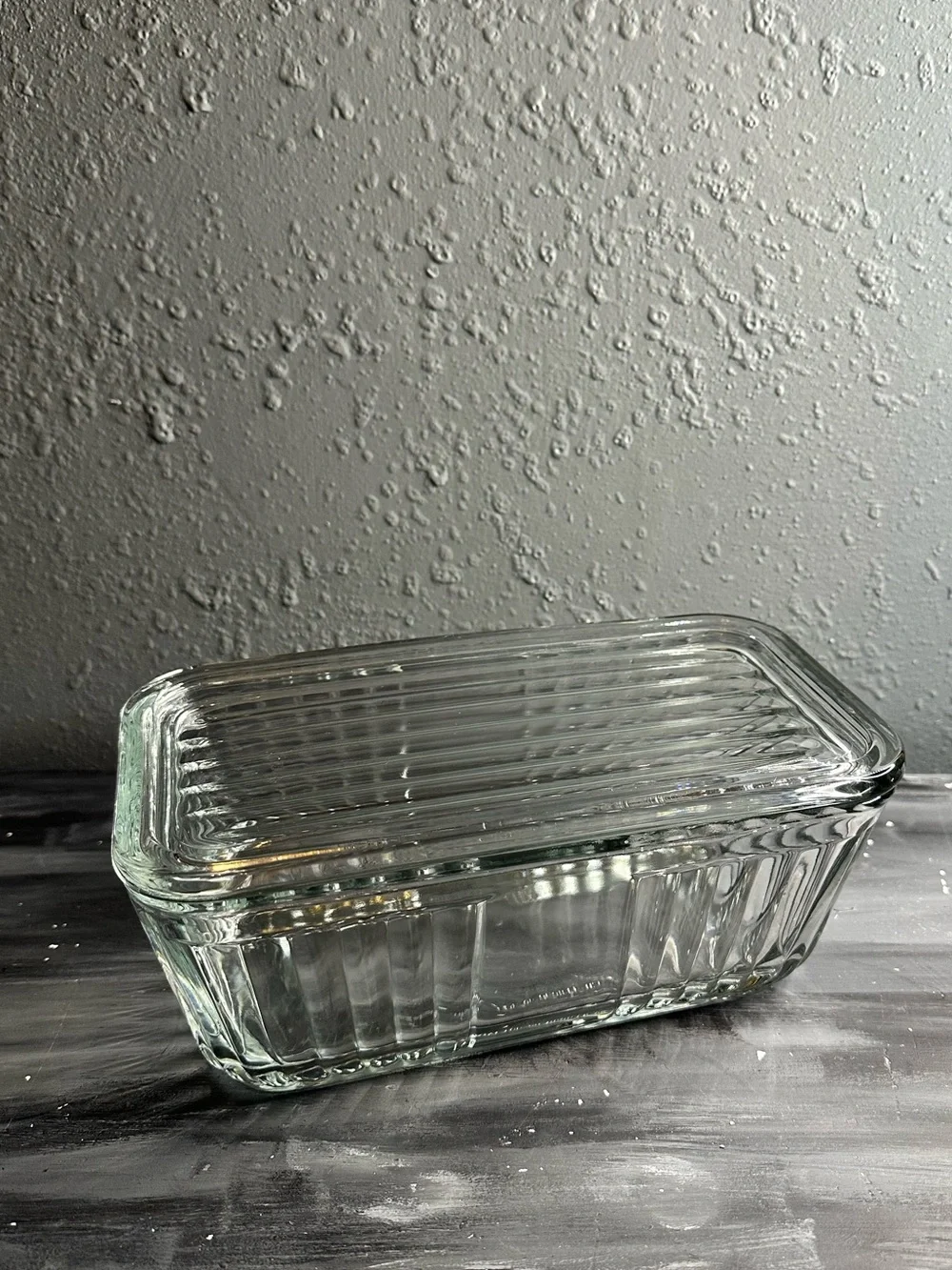 Vintage Anchor Hocking clear glass refrigerator dis with lid